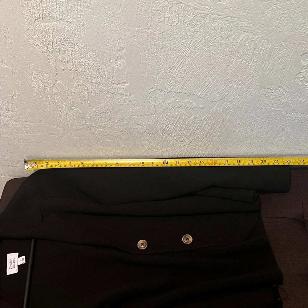 Croft & Barrow Classic Black brown button down Sweater Knit. - Picture 5 of 6